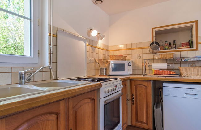 Charming Holiday Home in Montrichard With Pool - Foto 21