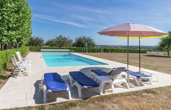 Charming Holiday Home in Montrichard With Pool - Foto 52