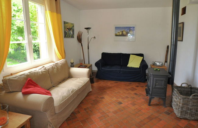 Charming Holiday Home in Montrichard With Pool - Foto 26