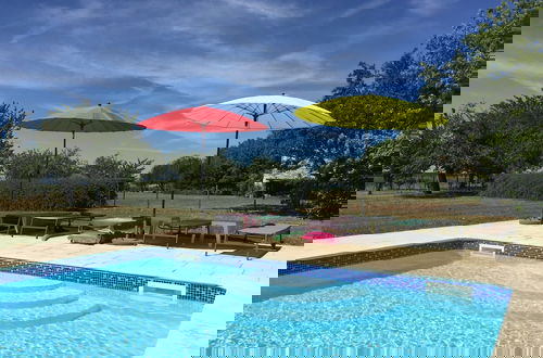 Photo 51 - Charming Holiday Home in Montrichard With Pool