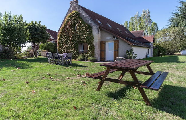 Charming Holiday Home in Montrichard With Pool - Foto 60