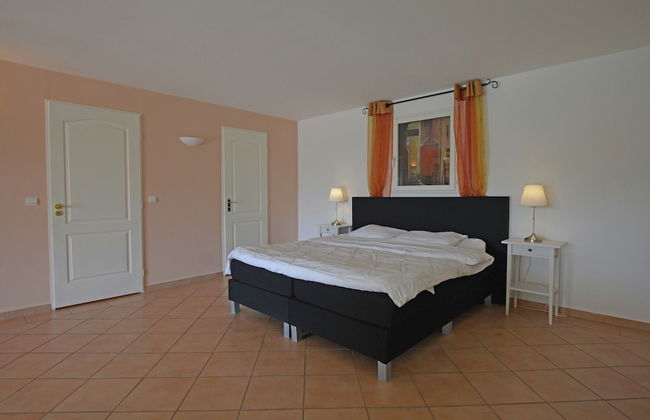 Beautiful Villa in Vidauban With Seasonal Pool - Foto 21