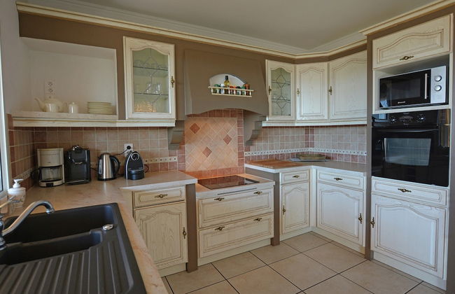 Beautiful Villa in Vidauban With Seasonal Pool - Foto 35