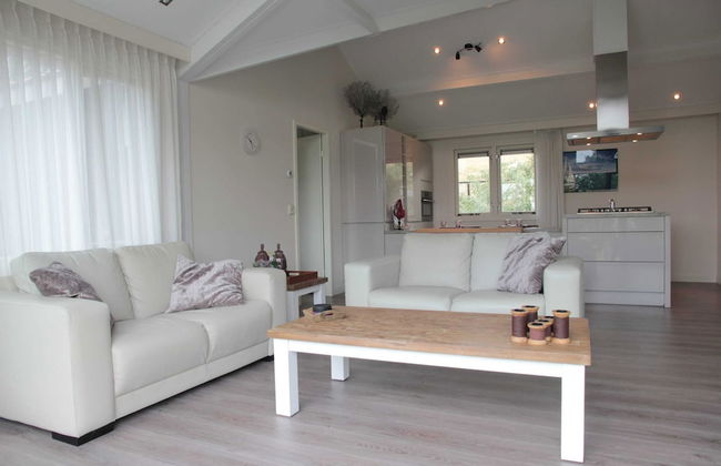 Lovely Holiday Home in Kattendijke Near Centre - Foto 1