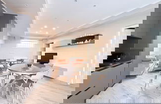 Foto 2 - Modern Apartment in the Heart of Pisa