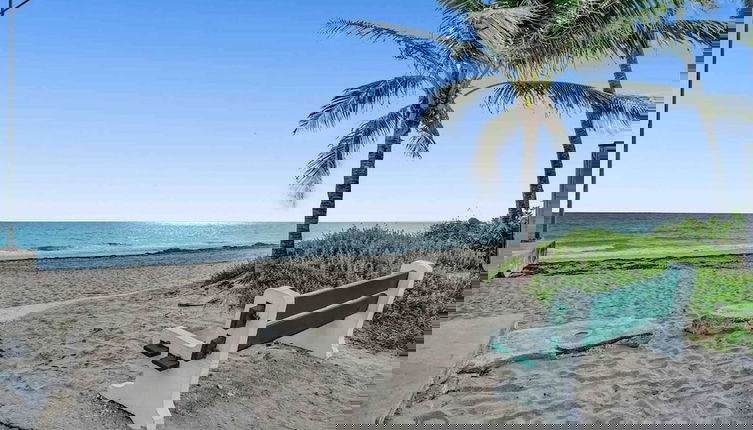 Photo 1 - Palm Lined Oasis Walk To Beach Free Parking