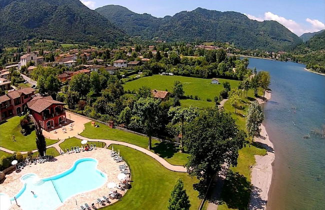 Apartment on Lake Idro With Pool - Photo 1