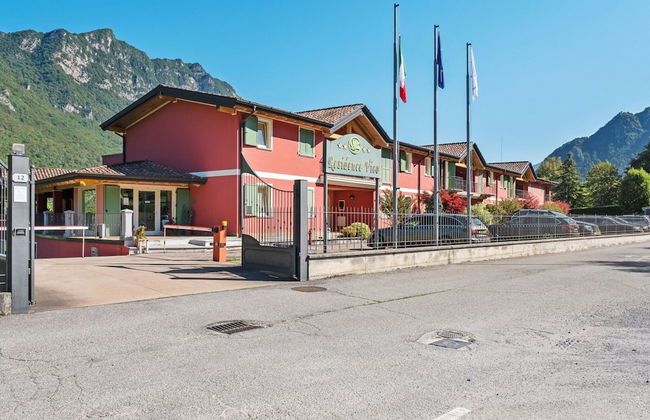 Apartment on Lake Idro With Pool - Photo 42