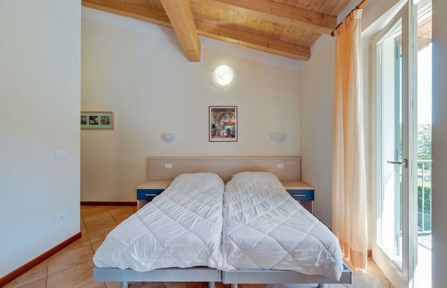 Apartment on Lake Idro With Pool - Photo 7