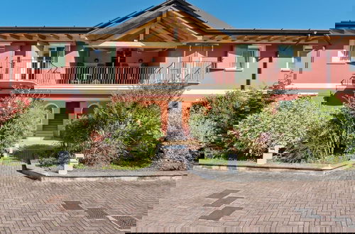Photo 35 - Idro Apartment With Shared Pool