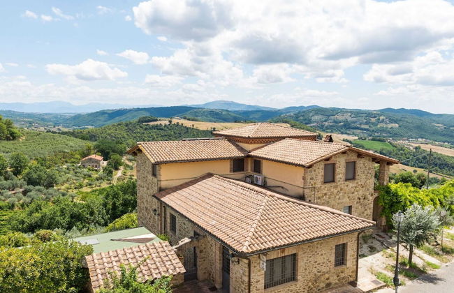 Holiday Home in Collazzone With Pool & Sauna - Foto 32