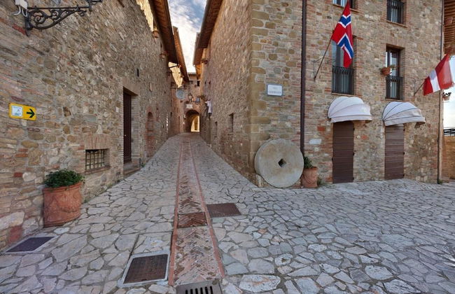 Holiday Home in Collazzone With Pool & Sauna - Foto 30