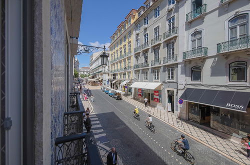 Photo 19 - Chiado Luxury Experience Apartment