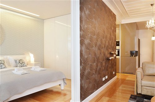 Photo 14 - Chiado Luxury Experience Apartment