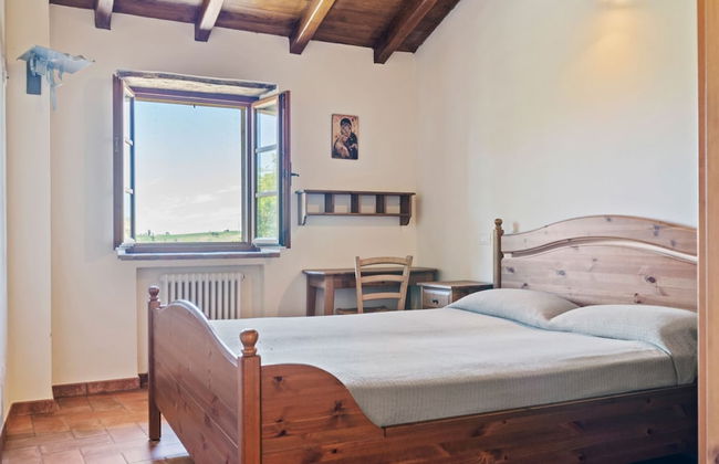 Spacious Holiday Home in Ca' De' Grimaldi near Town Center - Photo 6