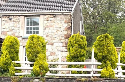 Photo 1 - 2-bed Cottage in in Welsh Valley Nr Swansea