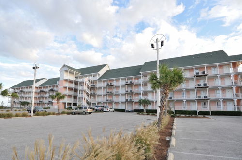 Photo 20 - Grand Beach Condominiums by Wyndham Vacation Rentals