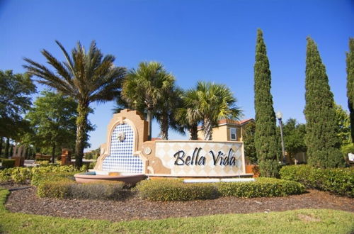 Foto 45 - Bella Vida 6 Bedrooms Private Pool Disney Area Villa by RedAwning