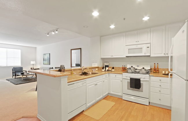 Global Luxury Suites at The Village - Foto 25