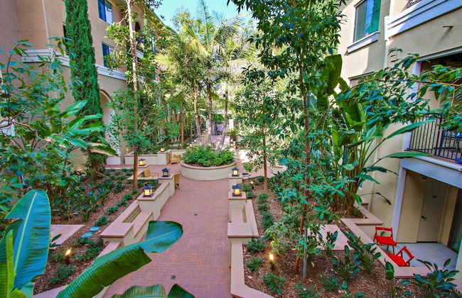 Global Luxury Suites at The Village - Foto 61