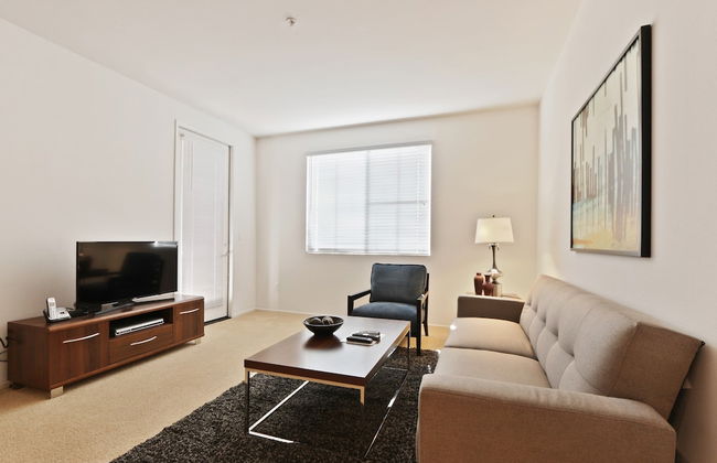 Global Luxury Suites at The Village - Foto 32
