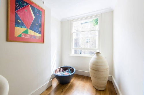 Photo 17 - Unique 2bed Apartment, Portobello Rd