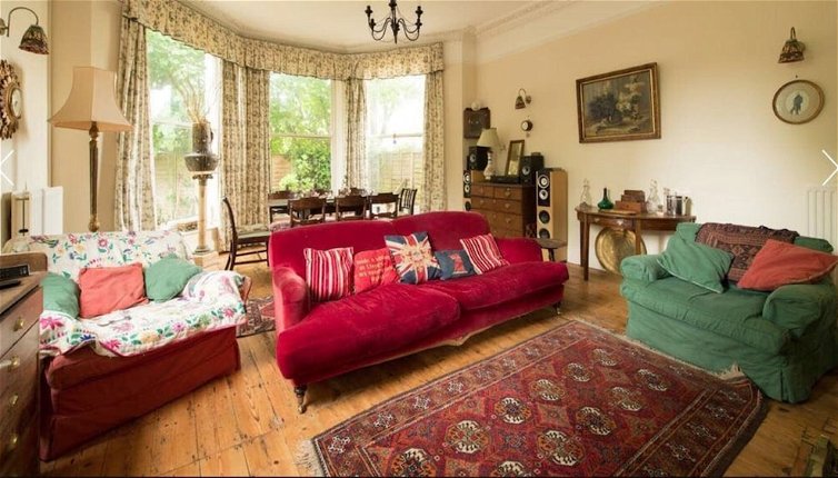Photo 1 - Lovely 3-bed House in Cheltenham