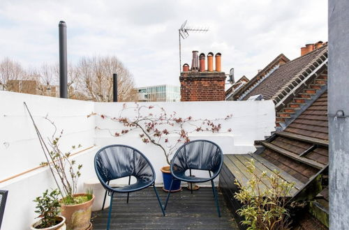 Foto 15 - Beautiful 2 Bed W Roof Terrace in Holland Park