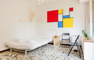 Foto 3 - Mondrian Apartment in Milan
