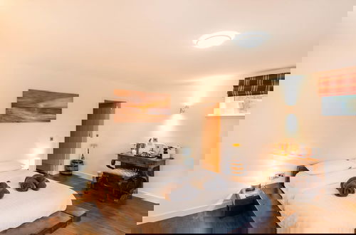 Photo 2 - The Angus Suite @ Utopia