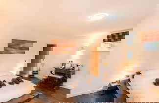 Photo 2 - The Angus Suite @ Utopia