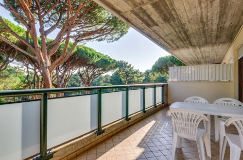 Photo 11 - Comfy Apartment in Milano Marittima near Pine Forest