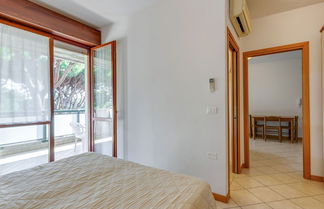 Photo 3 - Comfy Apartment in Milano Marittima near Pine Forest