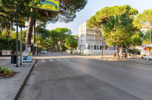 Photo 29 - Comfy Apartment in Milano Marittima near Pine Forest