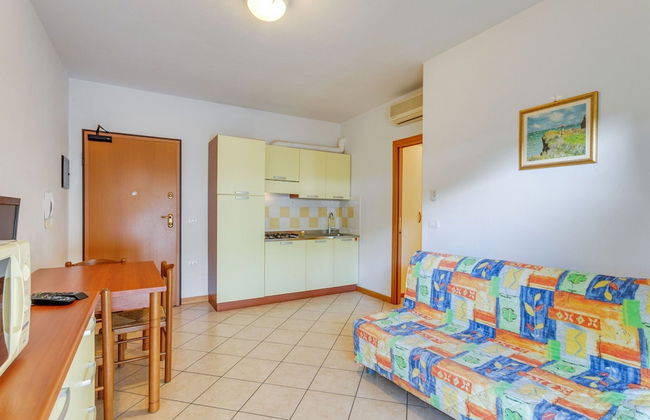 Comfy Apartment in Milano Marittima near Pine Forest - Foto 9