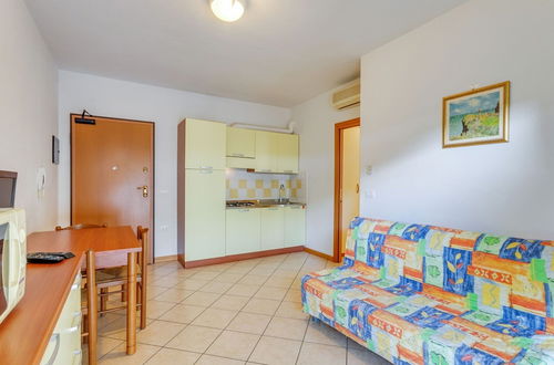 Photo 9 - Comfy Apartment in Milano Marittima near Pine Forest