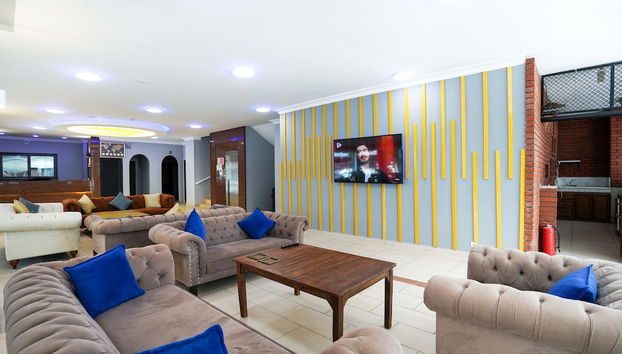 Lobby-Lounge