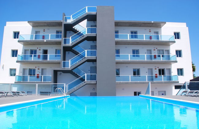 Whales Bay Hotel - Foto 1
