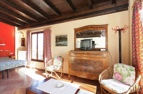 Photo 9 - Spacious Apartment in Santa Maria Della Versa With Terrace