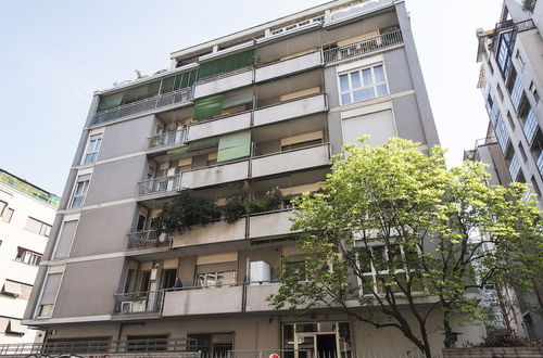 Photo 1 - Bright Terrace Apartment in University District