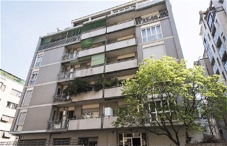 Foto 1 - Bright Terrace Apartment in University District