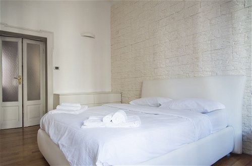Photo 6 - White and Clean Apartment near Metro MM1