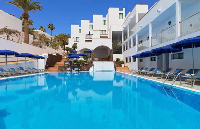 Aparthotel Esquinzo Y Monte Del Mar - Foto 1