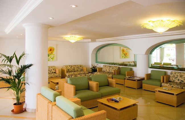 Aparthotel Esquinzo Y Monte Del Mar - Foto 40