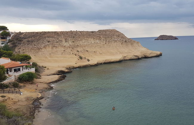 Tu hogar tranquilo a 30m de la playa - Foto 42