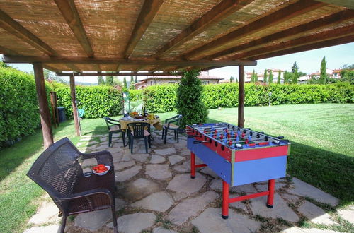 Photo 28 - Tuscan Style Apartment with View of the Hills