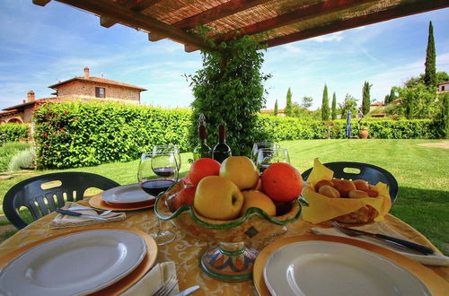 Foto 31 - Tuscan Style Apartment with View of the Hills