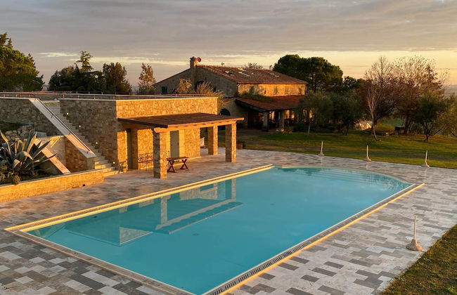 Tuscan Farm Home Retreat - Photo 27