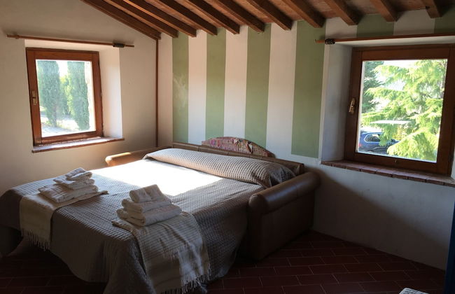 Tuscan Farm Home Retreat - Photo 5