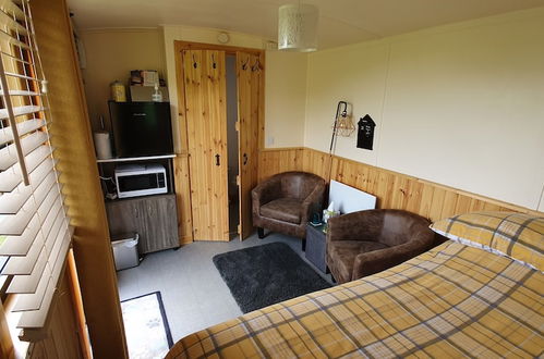 Photo 2 - Stunning Shepherds Hut Rural Bliss Dumfries